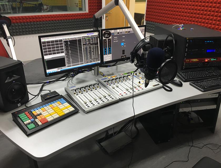 Matériel et Equipement de Radio 