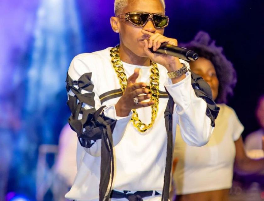 Innoss'b lors de son concert de dimanche 8 mai au terrain GD de Lemba 