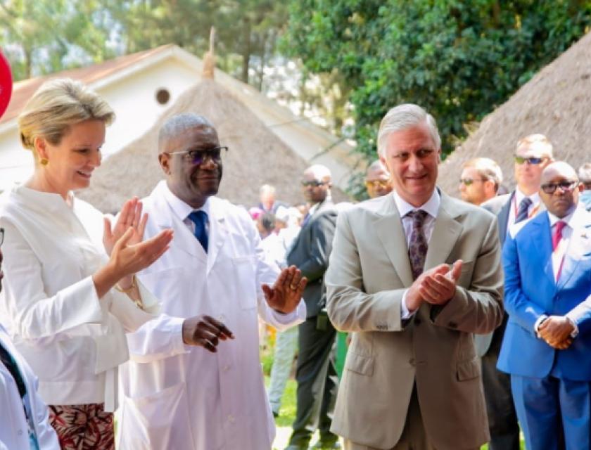 Le couple royal à Bukavu dimanche 12 juin 2022, à la rencontre des femmes victimes de violences sexuelles soignées par le Dr. Denis Mukwege 
