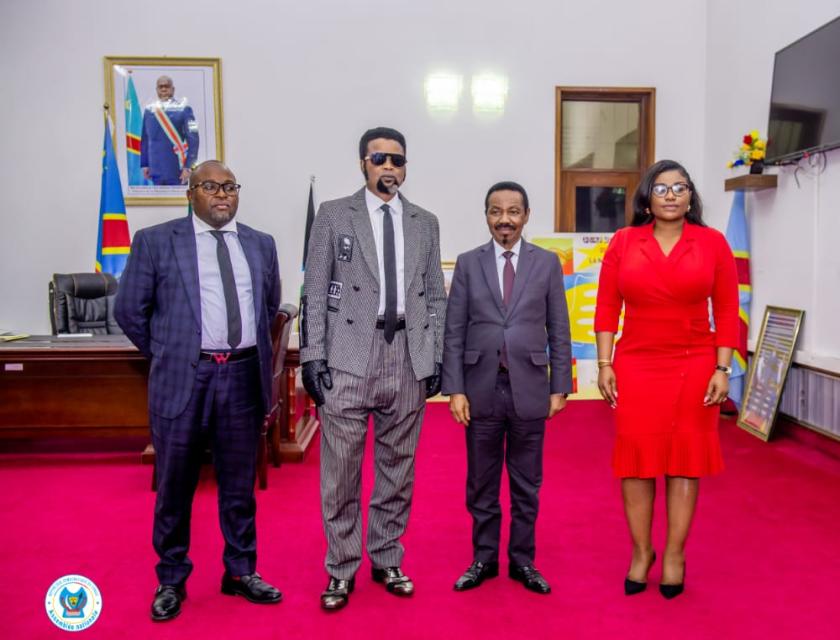 Une délégation composée de Félix Wazekwa, Barbara Kanam et le fils de Verckys reçu en audience le lundi 7 novembre par le président de l'Assemblée nationale, Christophe Mboso
