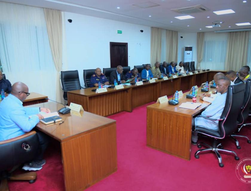 Sama Lukonde réuni les services de sécurité 