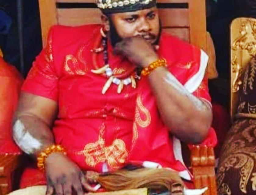 Intronisation au pouvoir de Sa Majesté KAVABIOKO FABRICE ZOMBI, le 17 mars 2021 à Pesi Mini-Kongo siège des Institutions. 