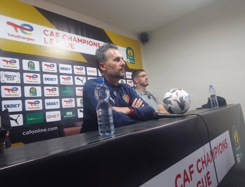 Patrice Beaumelle en conférence de presse d'avant match 