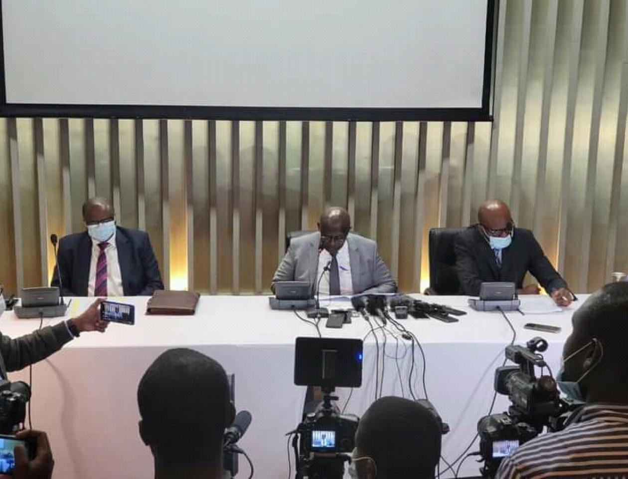 Le collectif des avocats de Joseph Kabila en pleine conférence de presse à Kinshasa 