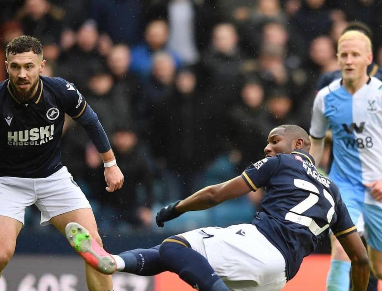 Benik Afobe buteur contre Crystal Palace 