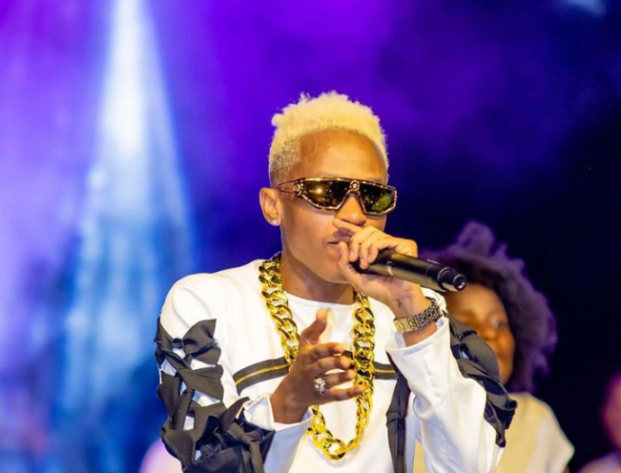 Innoss'b lors de son concert de dimanche 8 mai au terrain GD de Lemba 