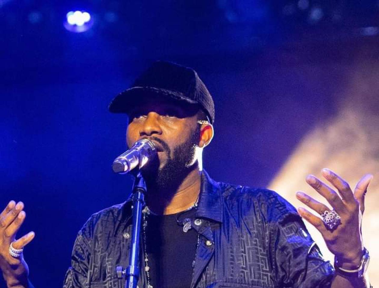 Fally Ipupa lors de son spectacle à Amsterdam en Hollande, dimanche 17 juillet 2022