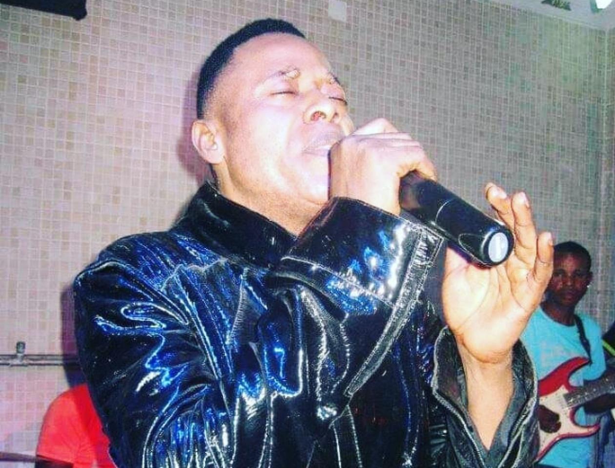 King Kester Emeneya, chanteur congolais. Photo Instagram